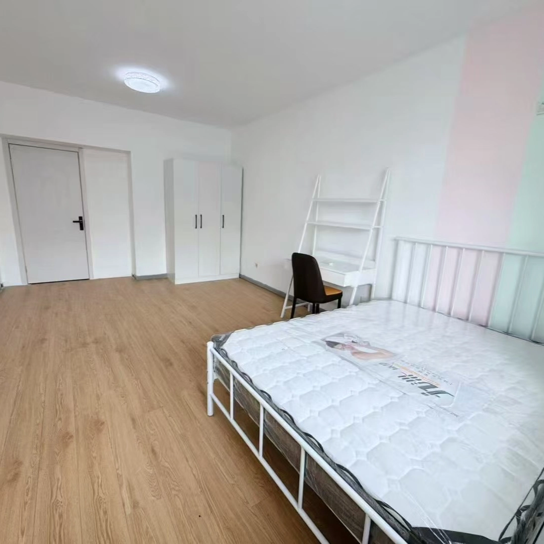 二拨子新村主卧带阳台 西二旗 元中心