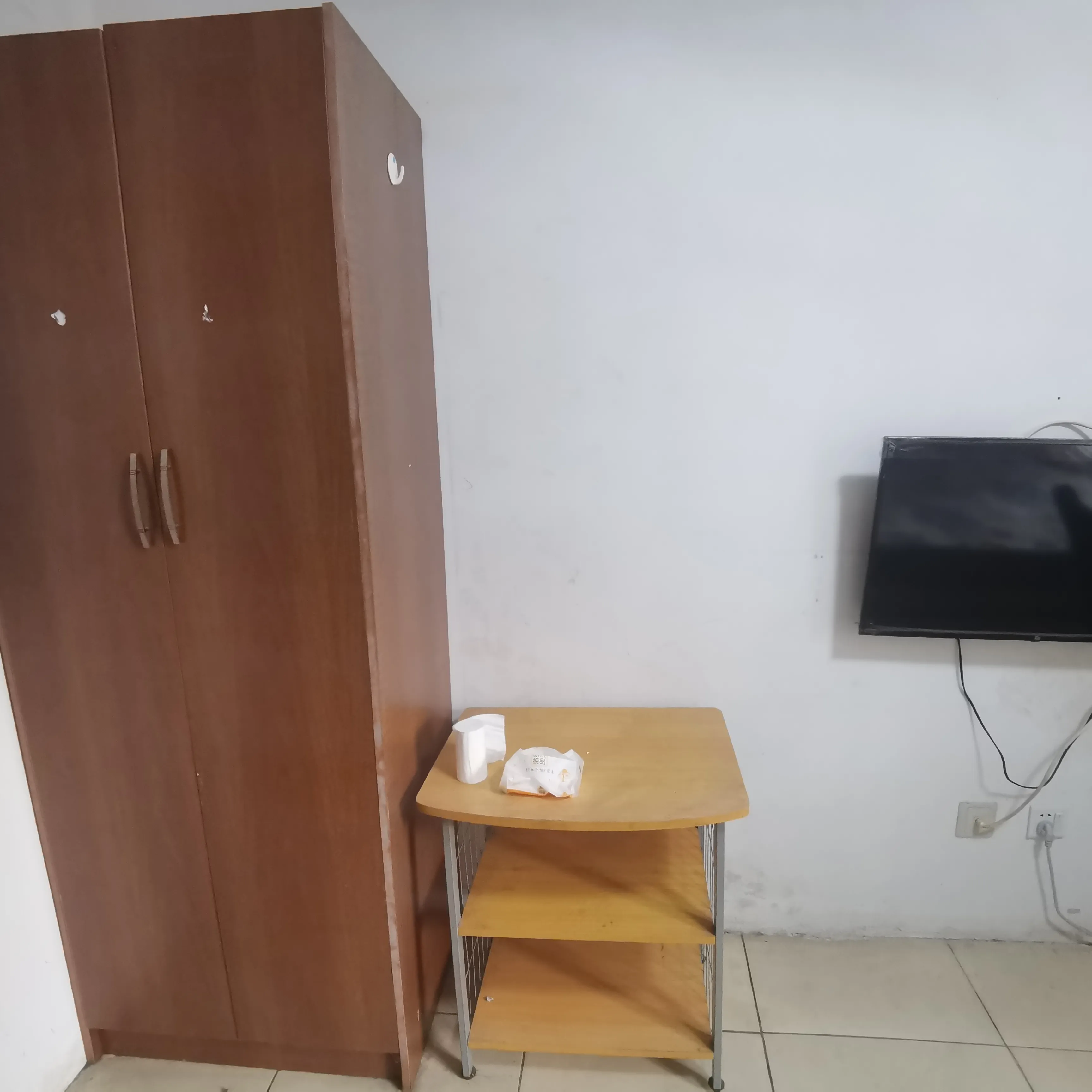 业主直租月付龙腾苑二区朝南卧室