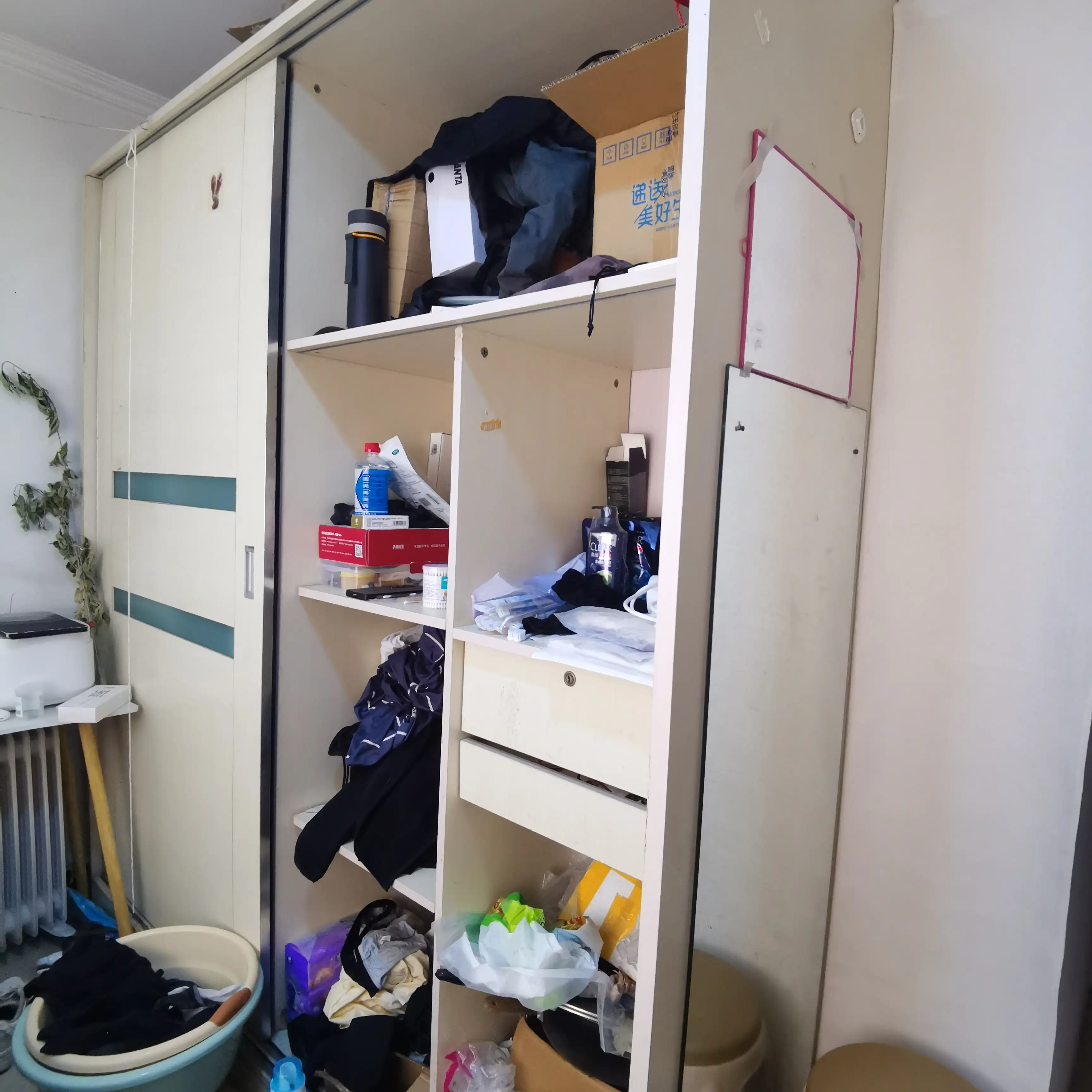 业主直租月付龙腾苑二区朝南卧室