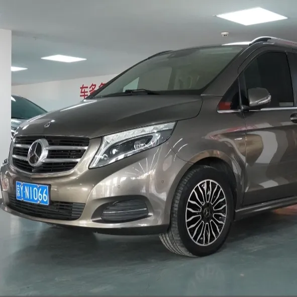 奔驰 V级 2017款 v260尊贵版
